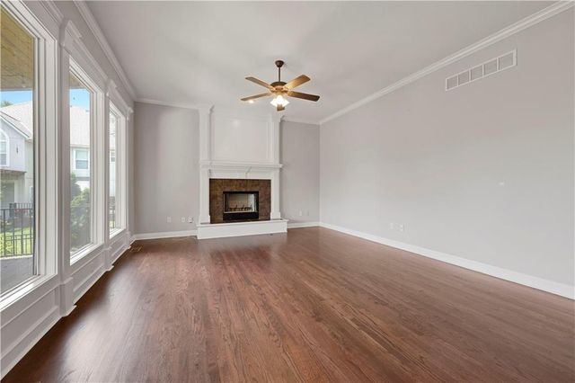 12725 W 138th Street, Overland Park, KS 66221