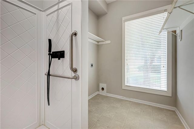 12725 W 138th Street, Overland Park, KS 66221