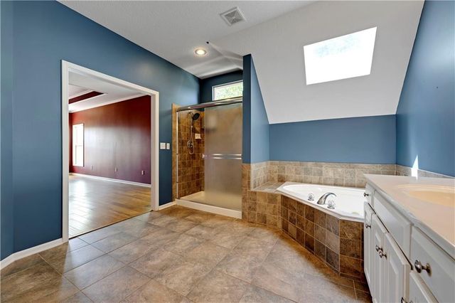 12725 W 138th Street, Overland Park, KS 66221