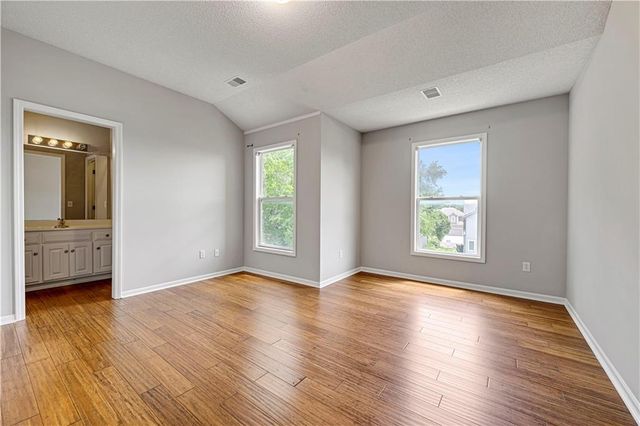 12725 W 138th Street, Overland Park, KS 66221