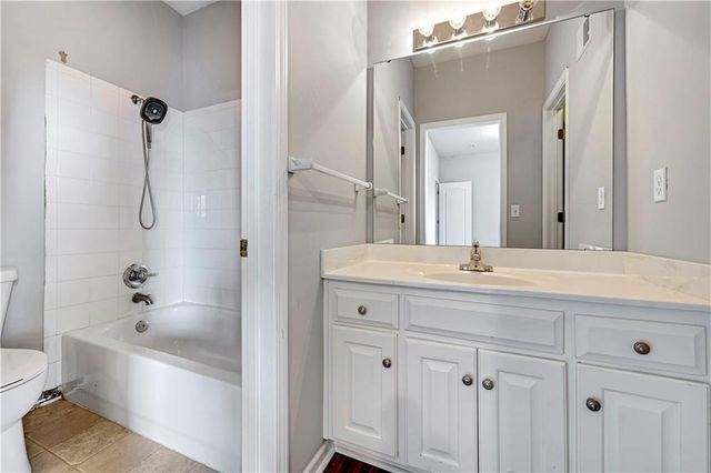 12725 W 138th Street, Overland Park, KS 66221
