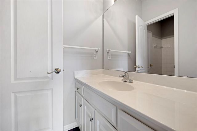 12725 W 138th Street, Overland Park, KS 66221