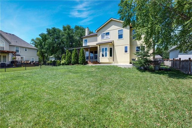 12725 W 138th Street, Overland Park, KS 66221