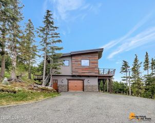 17132 Carl Street, Anchorage, AK 99516