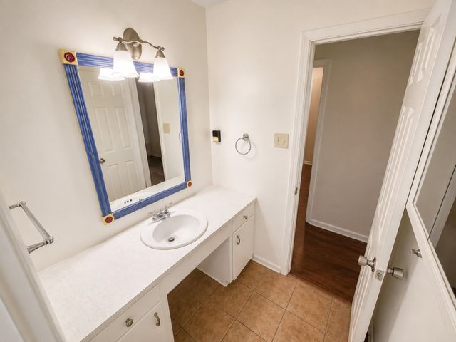 4744 Carolyn Lane, Shreveport, LA 71105