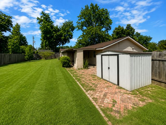 4744 Carolyn Lane, Shreveport, LA 71105