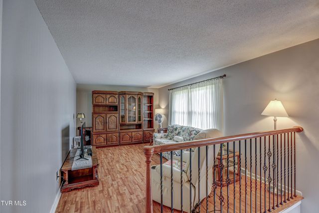 107 Dover Lane, Bristol, TN 37620