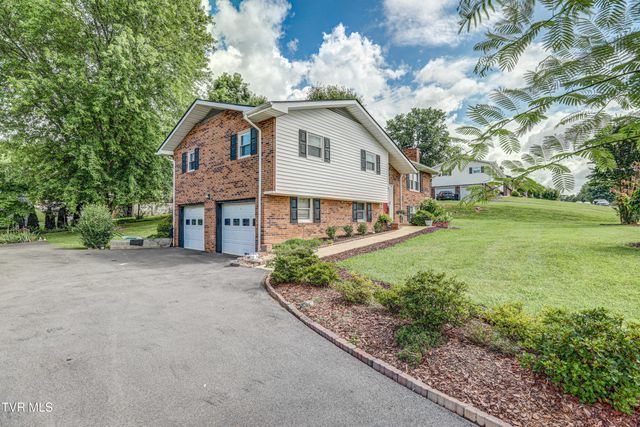 107 Dover Lane, Bristol, TN 37620