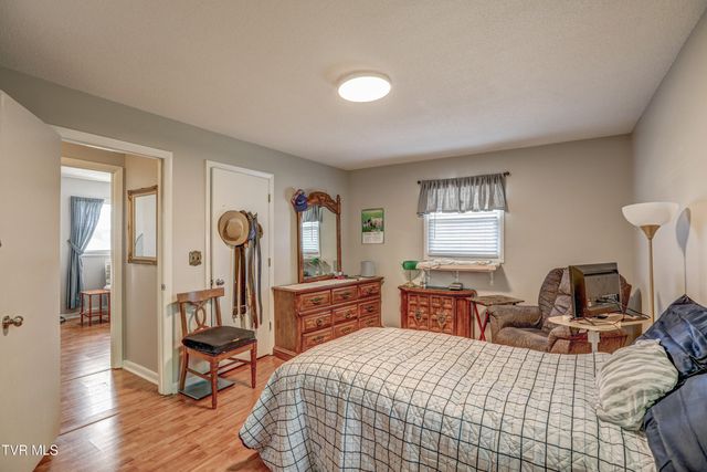 107 Dover Lane, Bristol, TN 37620