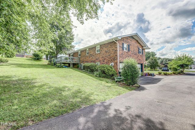 107 Dover Lane, Bristol, TN 37620