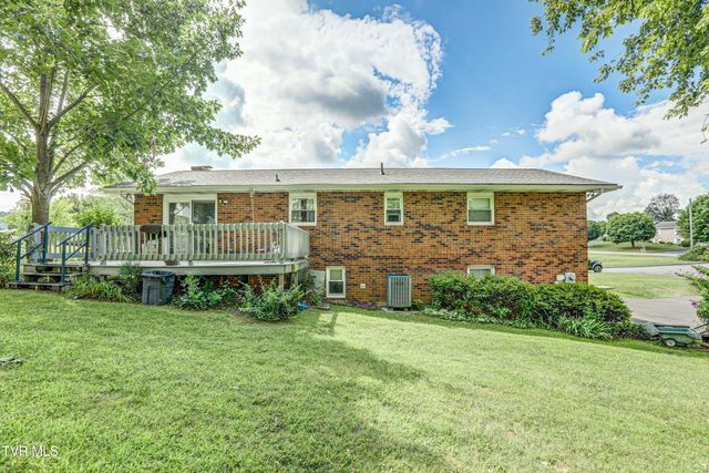 107 Dover Lane, Bristol, TN 37620