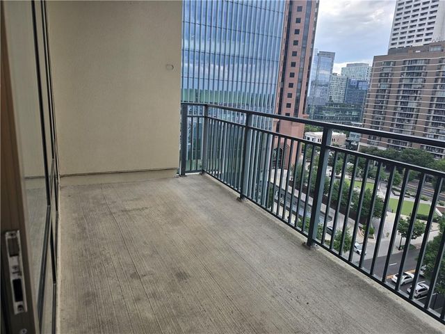 565 Peachtree Street NE 1301, Atlanta, GA 30308
