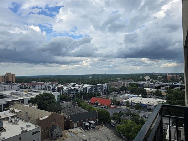 565 Peachtree Street NE 1301, Atlanta, GA 30308