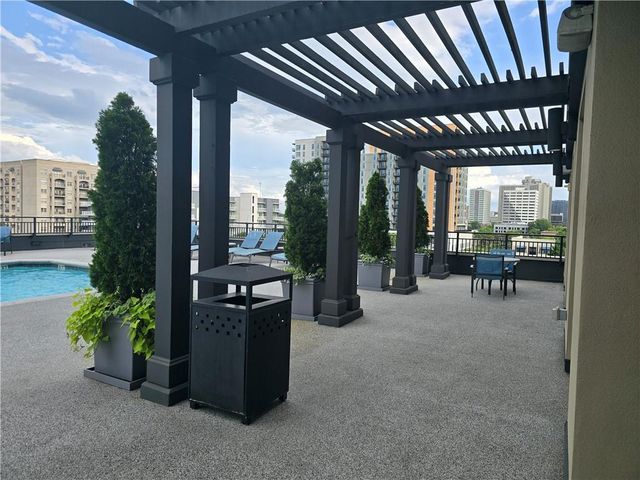 565 Peachtree Street NE 1301, Atlanta, GA 30308