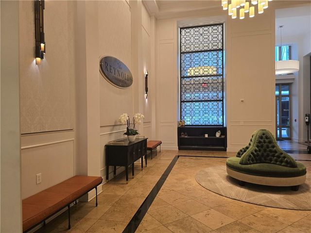565 Peachtree Street NE 1301, Atlanta, GA 30308