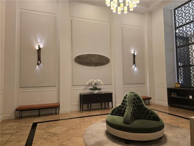 565 Peachtree Street NE 1301, Atlanta, GA 30308