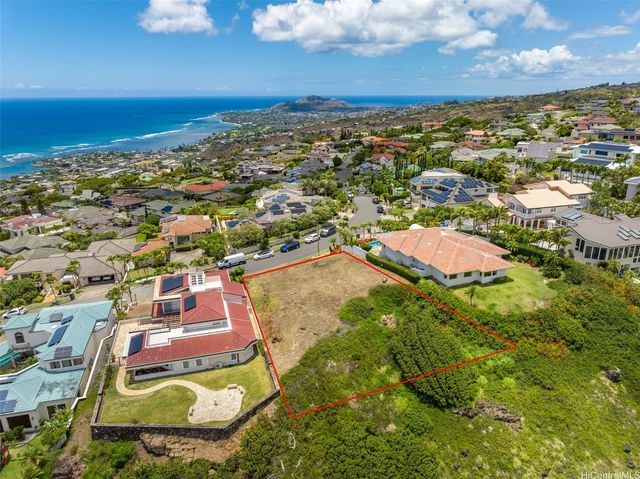804 Moaniala Street, Honolulu, HI 96821