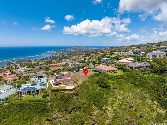 804 Moaniala Street, Honolulu, HI 96821