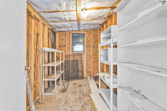 350 Ridgewood Road, Goodrich, TX 77335