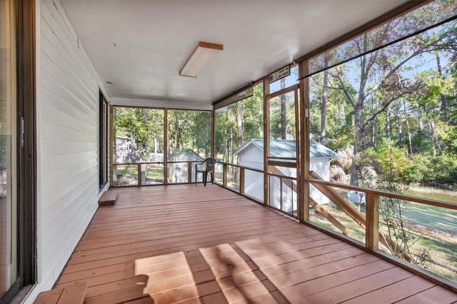 350 Ridgewood Road, Goodrich, TX 77335