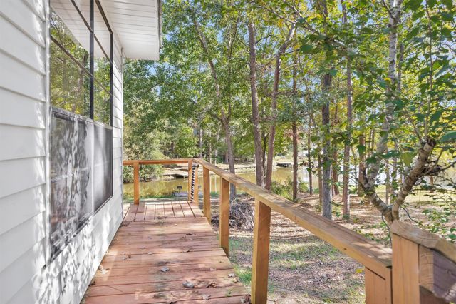 350 Ridgewood Road, Goodrich, TX 77335