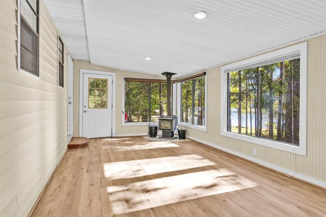 350 Ridgewood Road, Goodrich, TX 77335