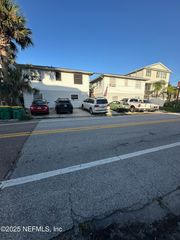 2223 2225 1ST Street S, 1 2 3 4, Jacksonville Beach, FL 32250