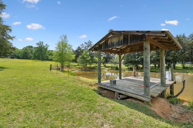 1494 Grant Rd, Watertown, TN 37184