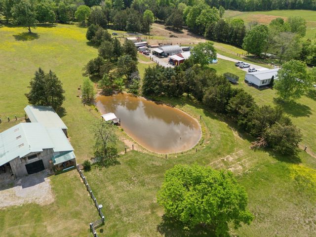 1494 Grant Rd, Watertown, TN 37184