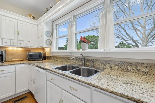 1494 Grant Rd, Watertown, TN 37184