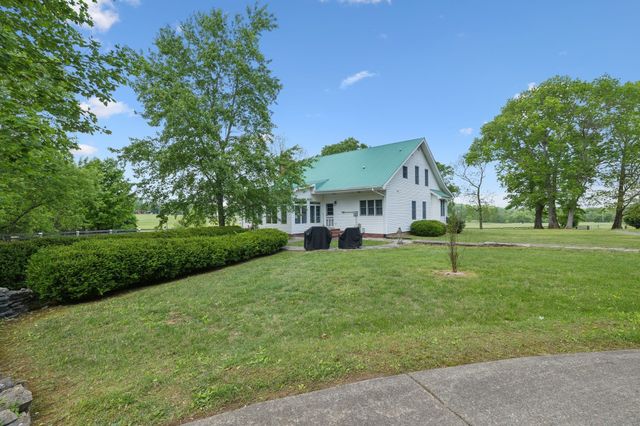 1494 Grant Rd, Watertown, TN 37184
