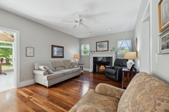 1494 Grant Rd, Watertown, TN 37184