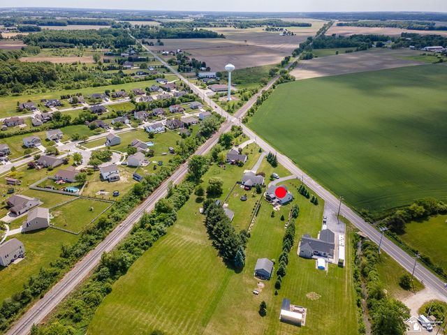 8910 Baldwin Road, Monroe, MI 48162