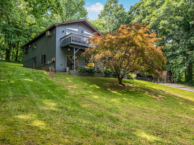 20 Ernst Road, Cortlandt Manor, NY 10567