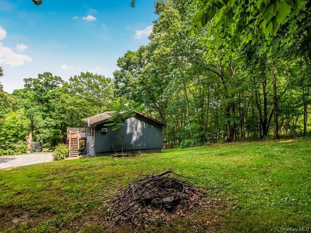 20 Ernst Road, Cortlandt Manor, NY 10567