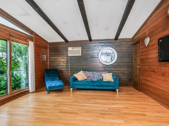 20 Ernst Road, Cortlandt Manor, NY 10567