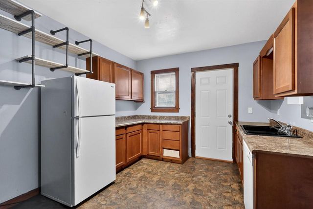 1247 Prairie Avenue, Beloit, IL 53511