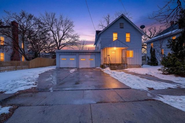 1247 Prairie Avenue, Beloit, IL 53511