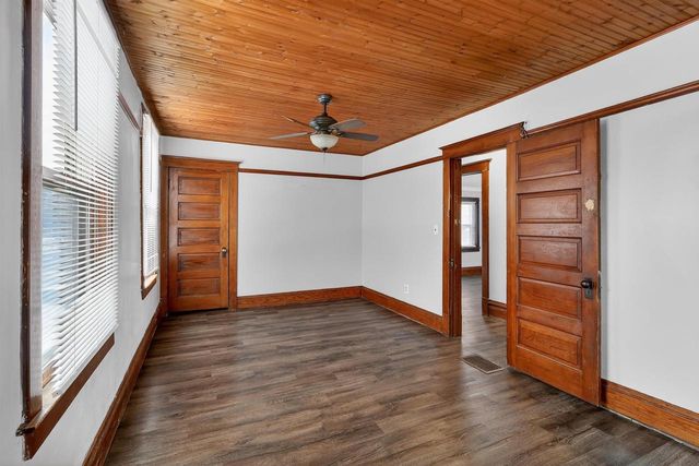 1247 Prairie Avenue, Beloit, IL 53511