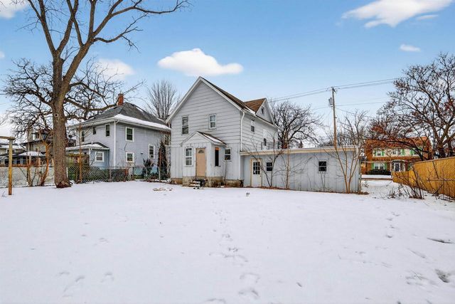 1247 Prairie Avenue, Beloit, IL 53511