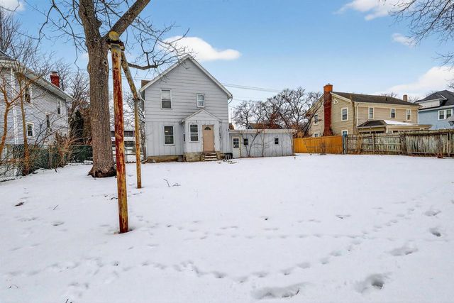 1247 Prairie Avenue, Beloit, IL 53511