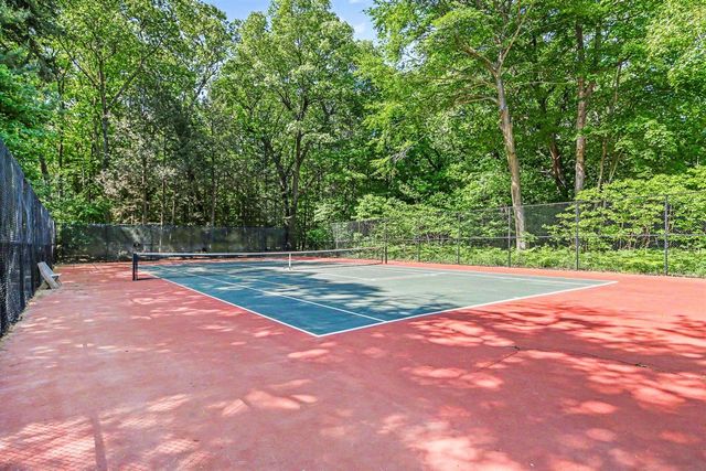 13784 Hofma Drive, Grand Haven, MI 49417