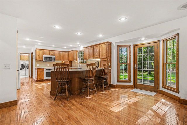13784 Hofma Drive, Grand Haven, MI 49417
