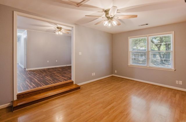 25 Meadowbrook Drive, Little Rock, AR 72205
