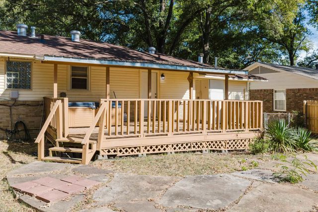 25 Meadowbrook Drive, Little Rock, AR 72205