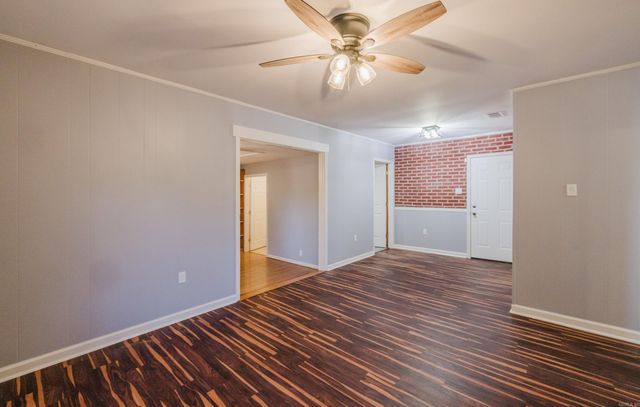25 Meadowbrook Drive, Little Rock, AR 72205