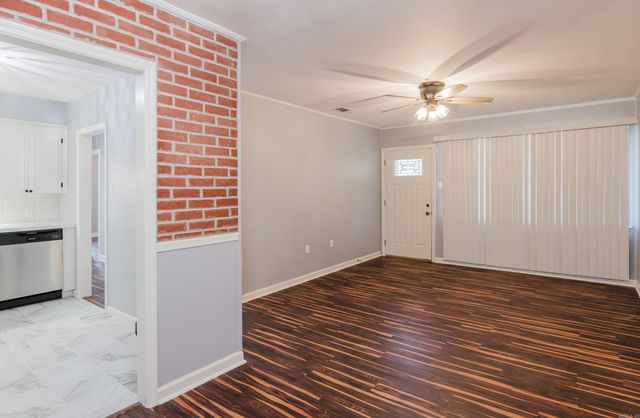 25 Meadowbrook Drive, Little Rock, AR 72205