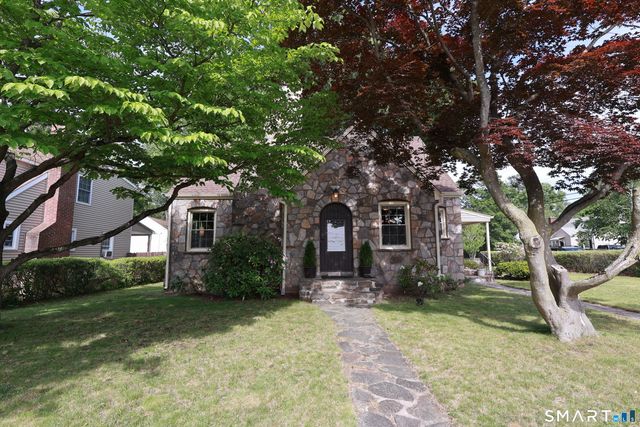 235 Summit Street, Manchester, CT 06042