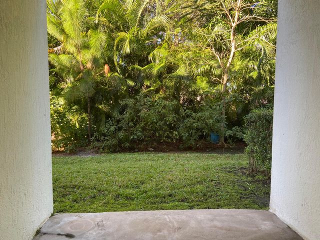 287 Bella Sol Way, West Palm Beach, FL 33406