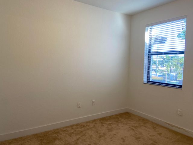 287 Bella Sol Way, West Palm Beach, FL 33406
